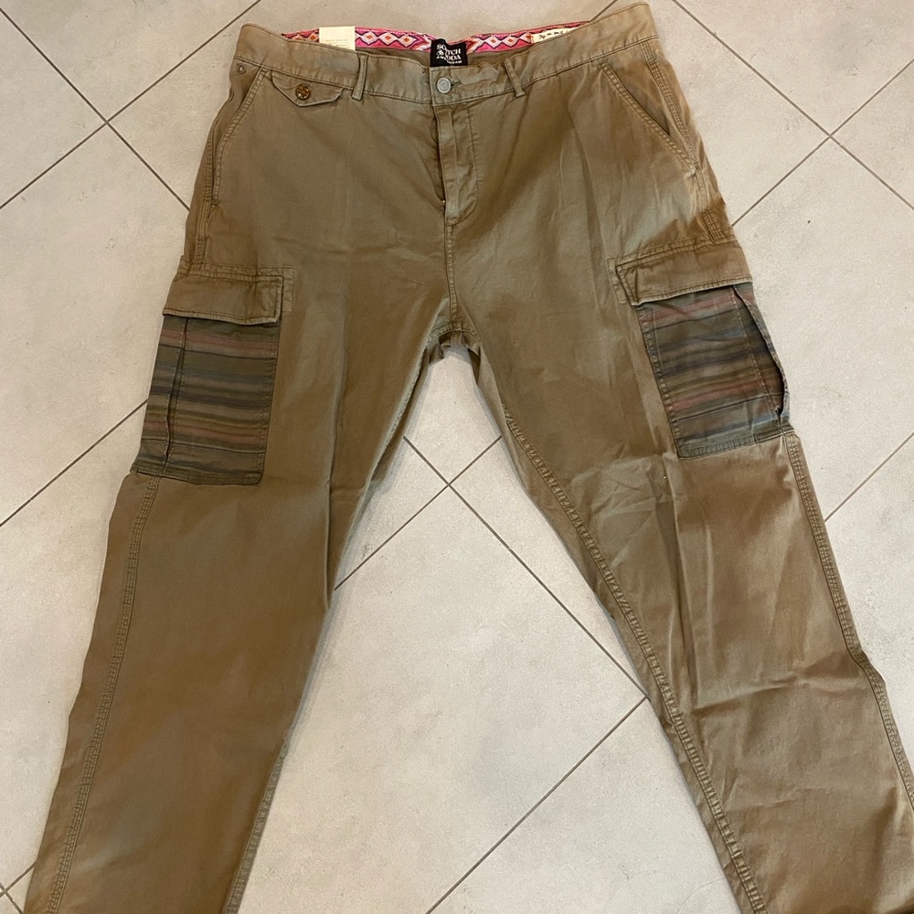 Scotch & Soda Brown Cargo Pants with Utility Design
